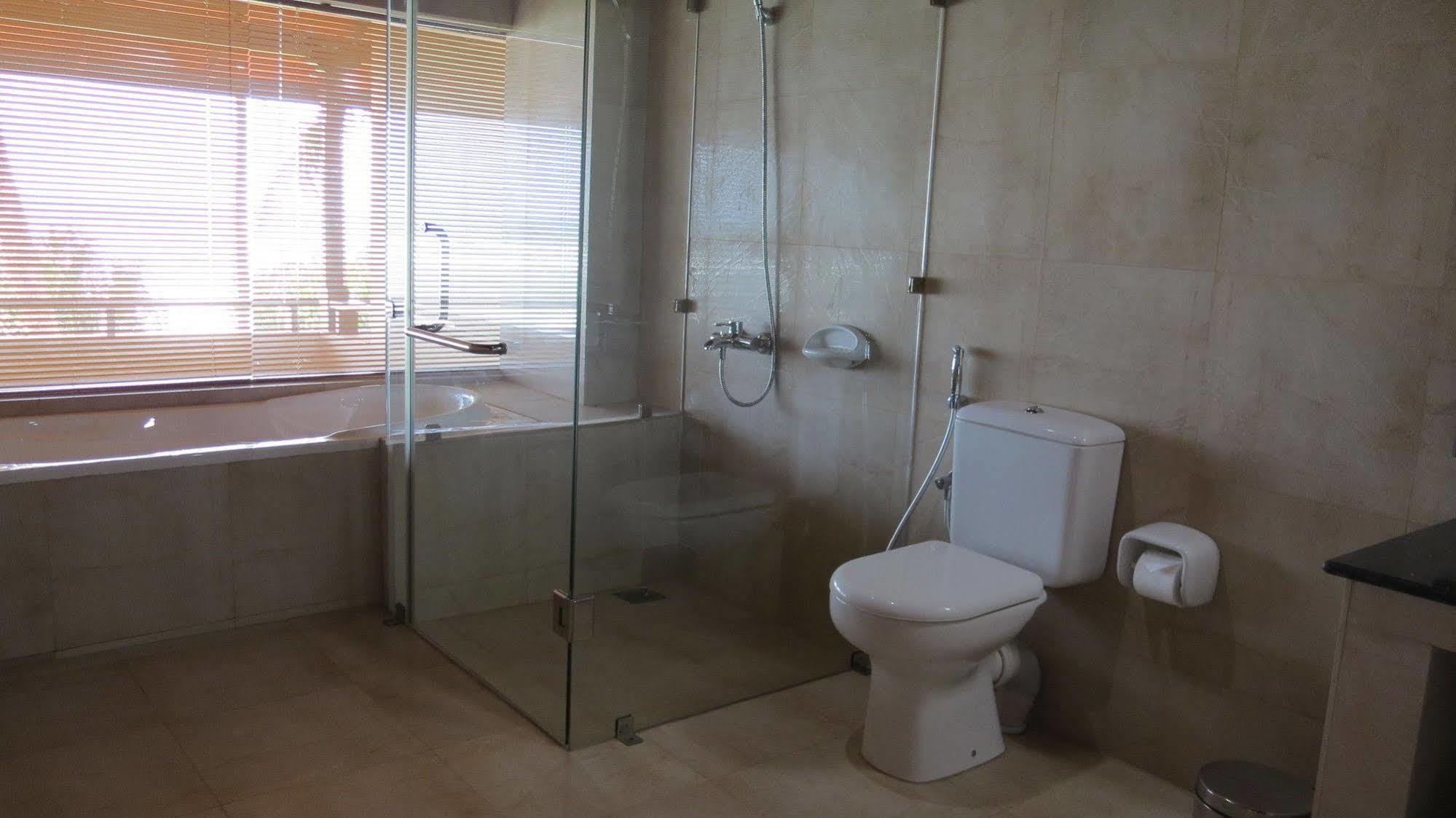 Maresia Beach Villa Wadduwa Extérieur photo