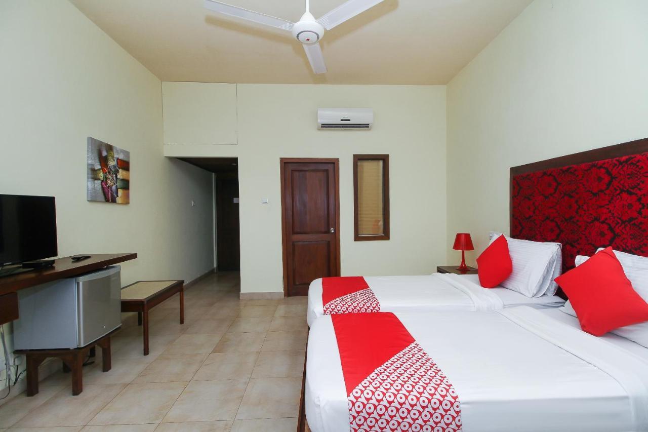 Maresia Beach Villa Wadduwa Extérieur photo