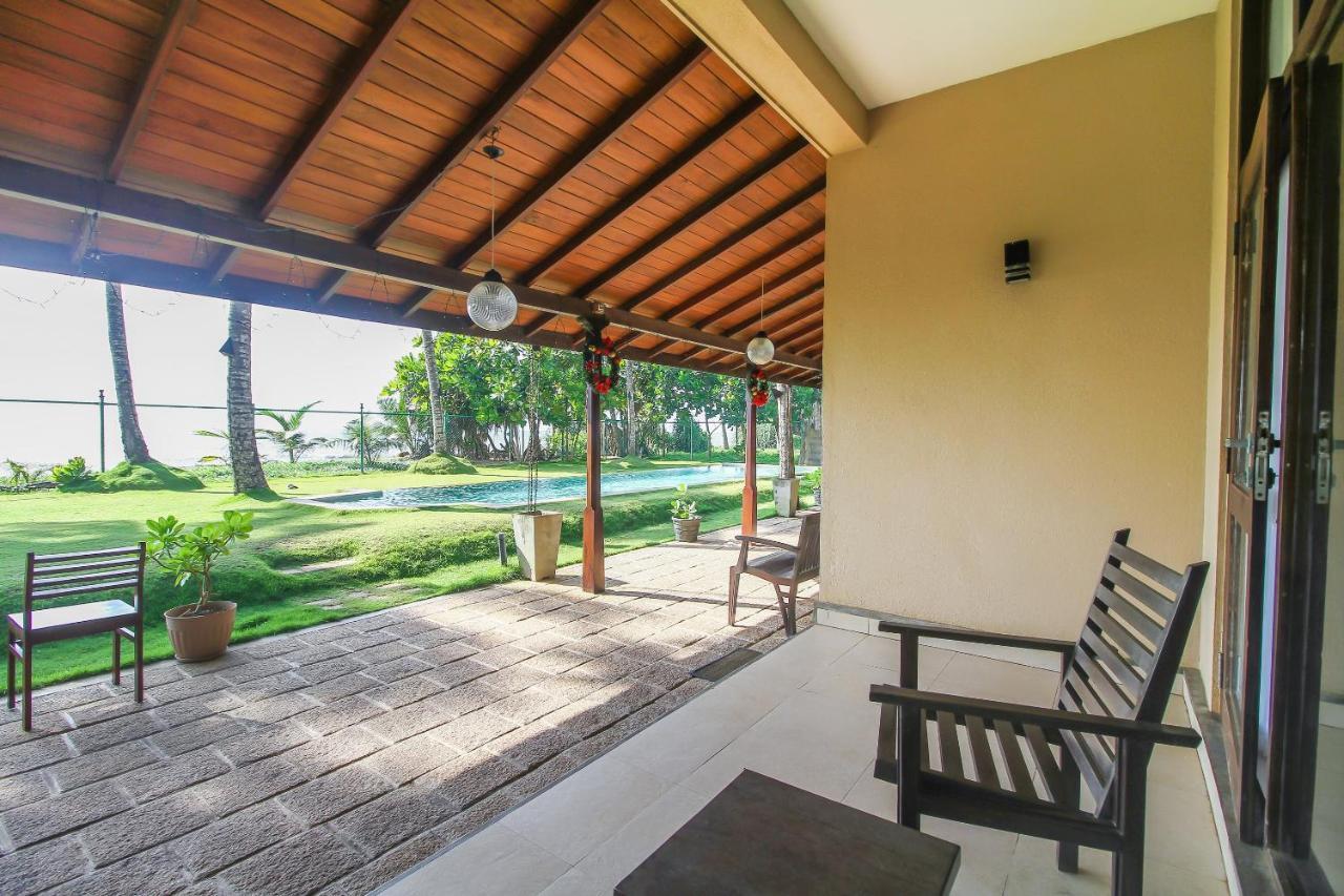 Maresia Beach Villa Wadduwa Extérieur photo