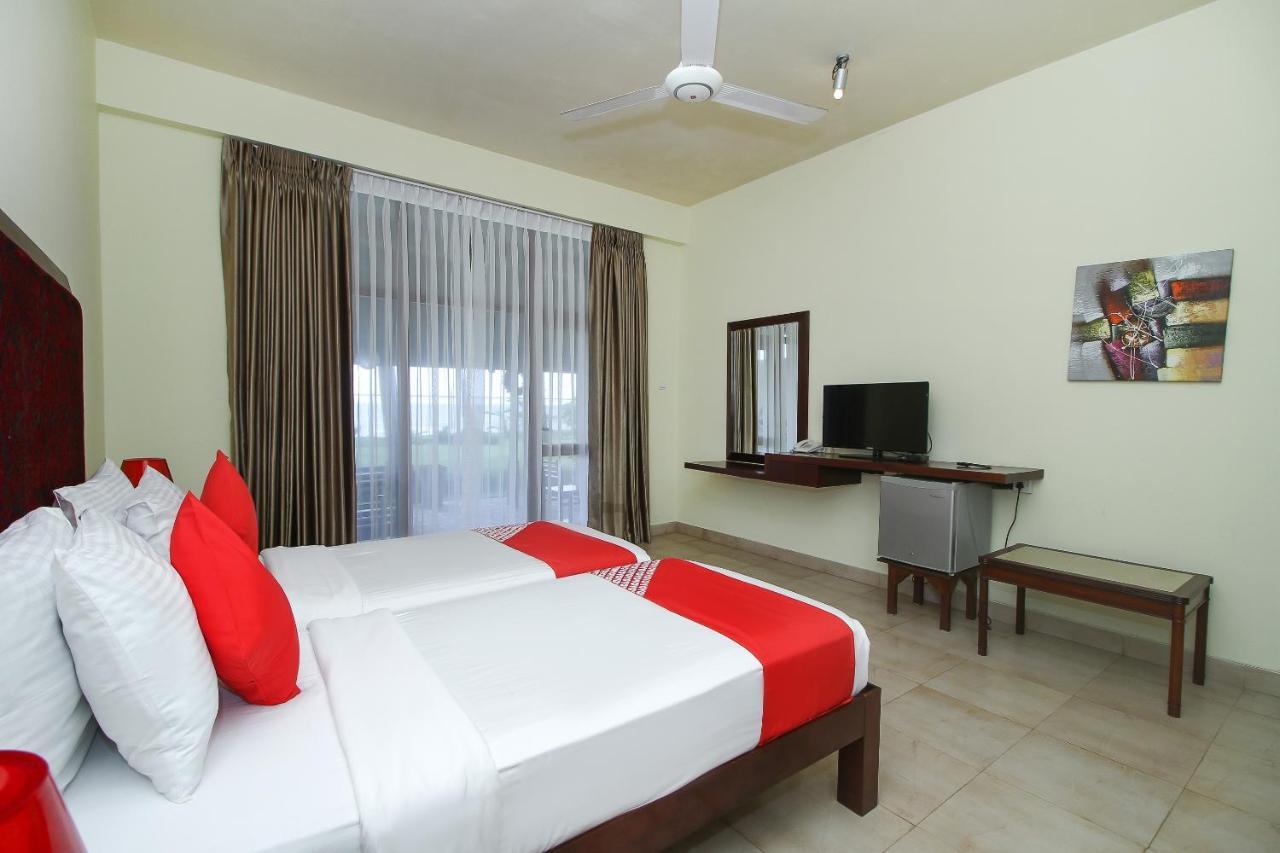 Maresia Beach Villa Wadduwa Extérieur photo