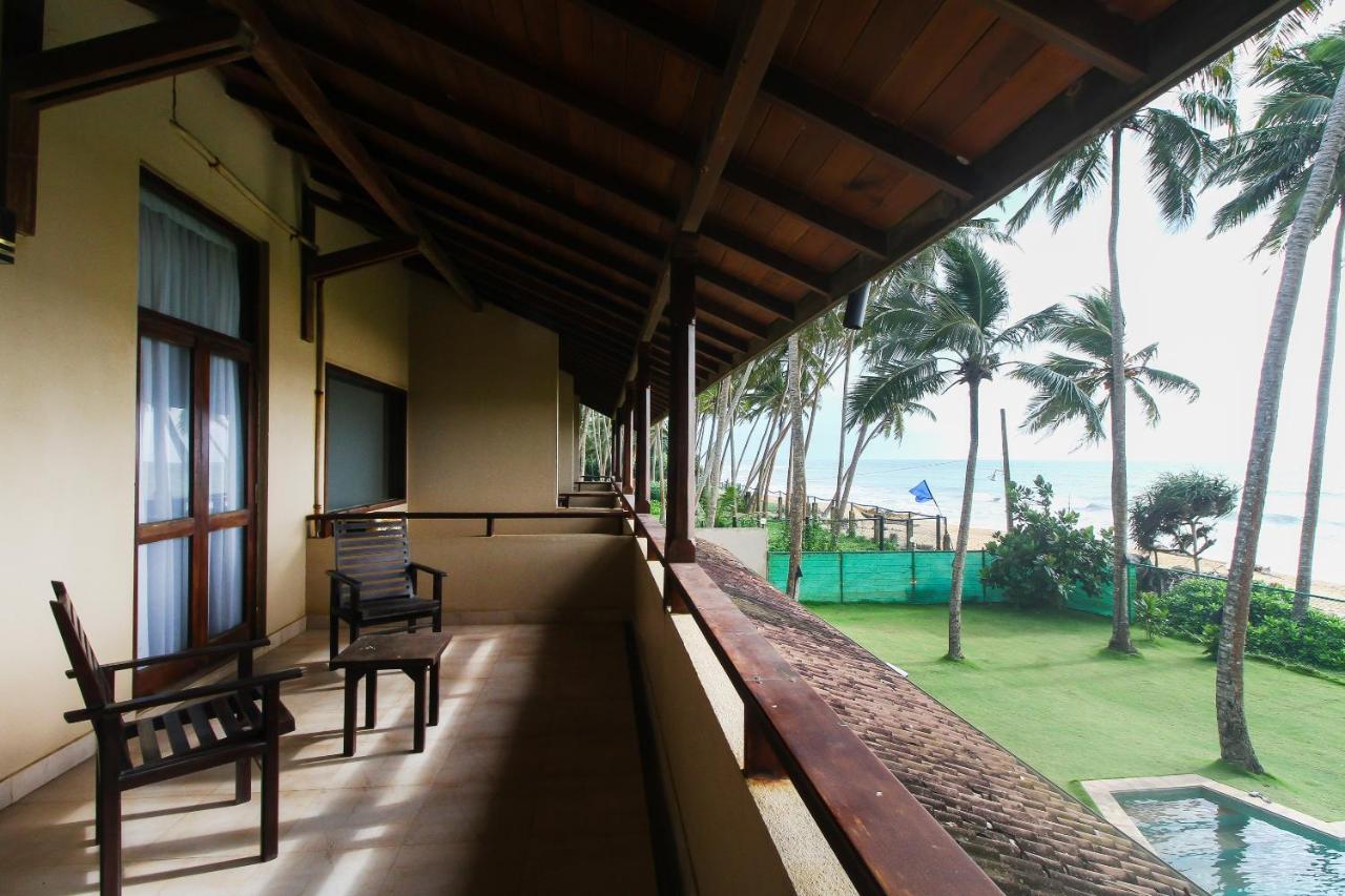 Maresia Beach Villa Wadduwa Extérieur photo